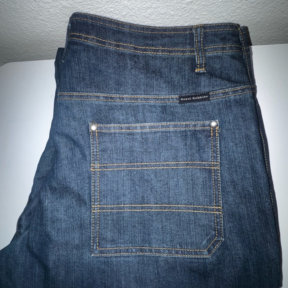 Royal Robbins Men's Indigo Straight Jeans with Contrast Stitching